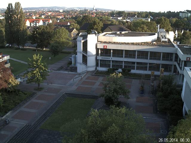 Foto der Webcam: Verwaltungsgeb&auml;ude, Innenhof mit Audimax, H&ouml;rsaal-Geb&auml;ude 1