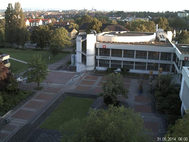 Foto der Webcam: Verwaltungsgeb&auml;ude, Innenhof mit Audimax, H&ouml;rsaal-Geb&auml;ude 1