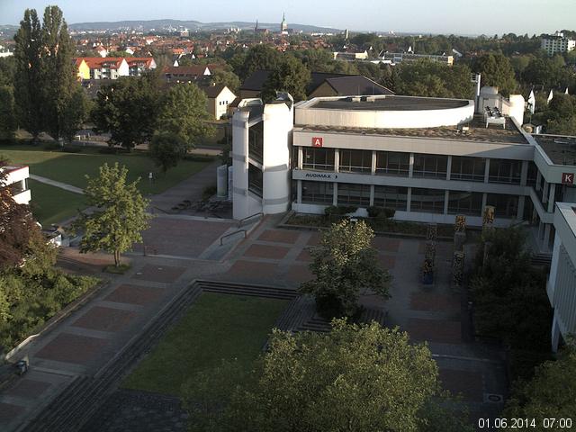 Foto der Webcam: Verwaltungsgeb&auml;ude, Innenhof mit Audimax, H&ouml;rsaal-Geb&auml;ude 1