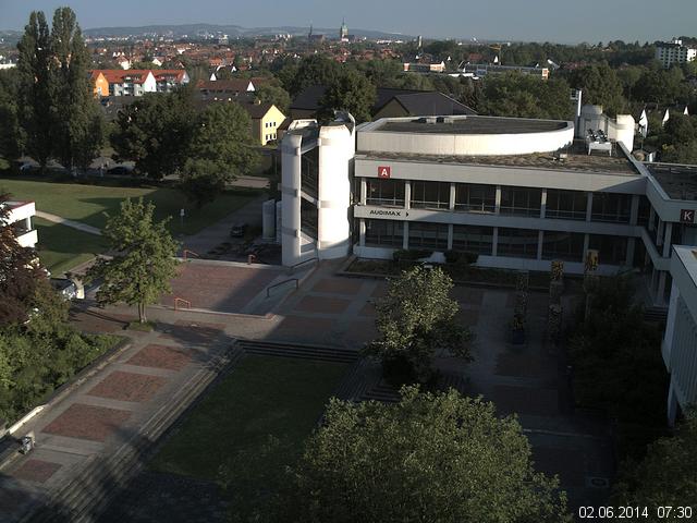 Foto der Webcam: Verwaltungsgeb&auml;ude, Innenhof mit Audimax, H&ouml;rsaal-Geb&auml;ude 1