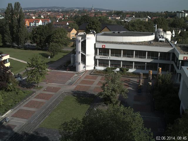 Foto der Webcam: Verwaltungsgeb&auml;ude, Innenhof mit Audimax, H&ouml;rsaal-Geb&auml;ude 1