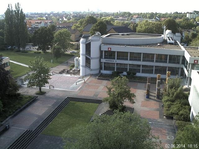 Foto der Webcam: Verwaltungsgeb&auml;ude, Innenhof mit Audimax, H&ouml;rsaal-Geb&auml;ude 1