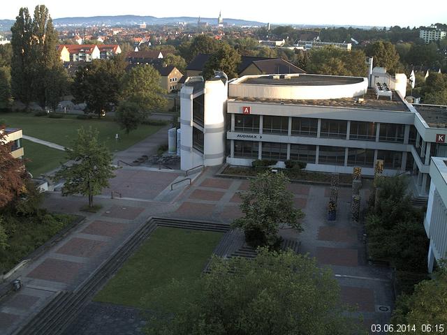 Foto der Webcam: Verwaltungsgeb&auml;ude, Innenhof mit Audimax, H&ouml;rsaal-Geb&auml;ude 1