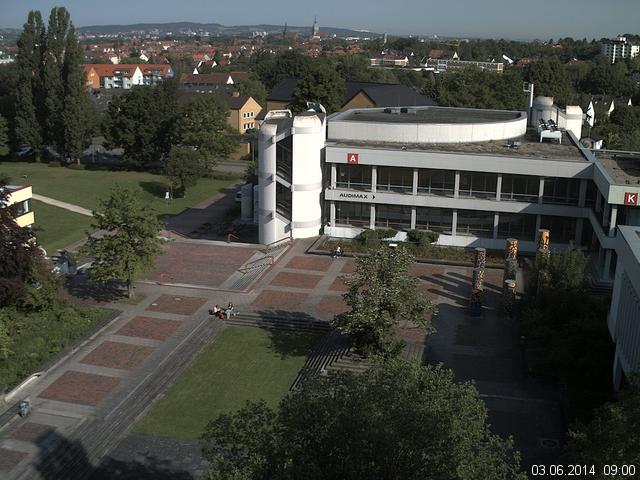 Foto der Webcam: Verwaltungsgeb&auml;ude, Innenhof mit Audimax, H&ouml;rsaal-Geb&auml;ude 1