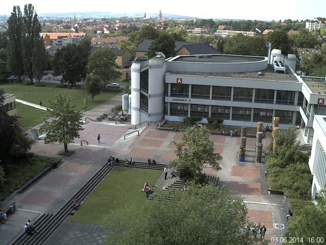 Foto der Webcam: Verwaltungsgeb&auml;ude, Innenhof mit Audimax, H&ouml;rsaal-Geb&auml;ude 1