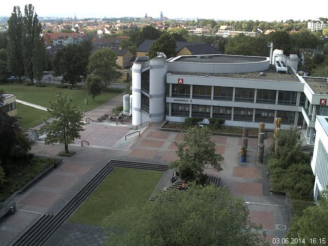 Foto der Webcam: Verwaltungsgeb&auml;ude, Innenhof mit Audimax, H&ouml;rsaal-Geb&auml;ude 1