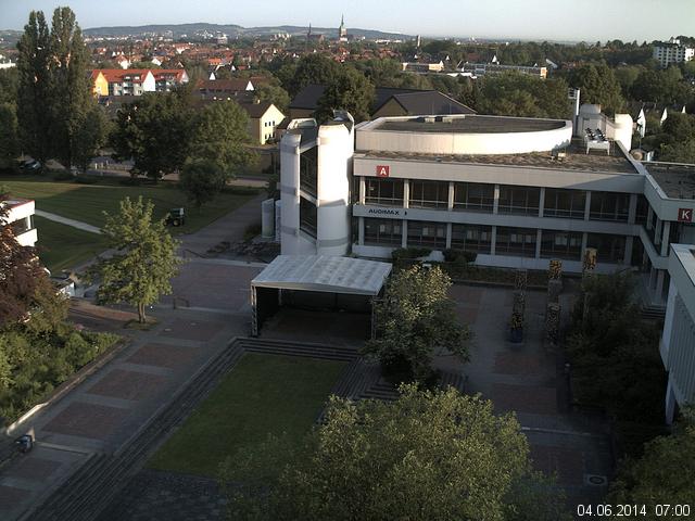 Foto der Webcam: Verwaltungsgeb&auml;ude, Innenhof mit Audimax, H&ouml;rsaal-Geb&auml;ude 1