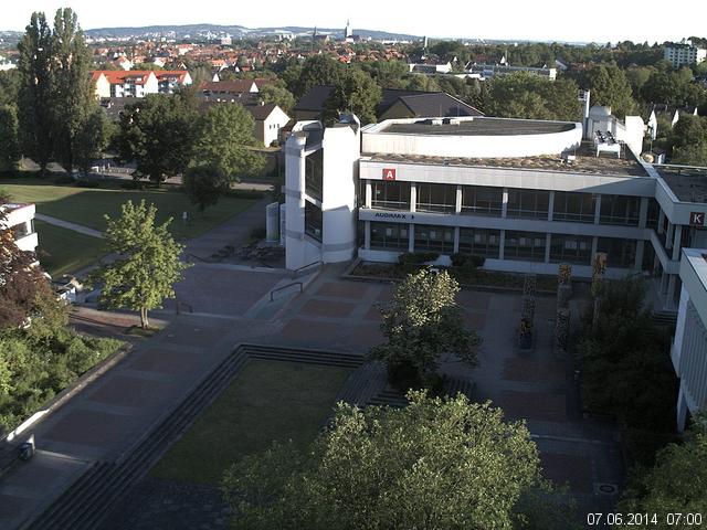 Foto der Webcam: Verwaltungsgeb&auml;ude, Innenhof mit Audimax, H&ouml;rsaal-Geb&auml;ude 1
