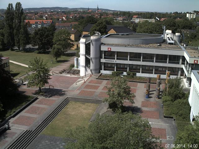 Foto der Webcam: Verwaltungsgeb&auml;ude, Innenhof mit Audimax, H&ouml;rsaal-Geb&auml;ude 1
