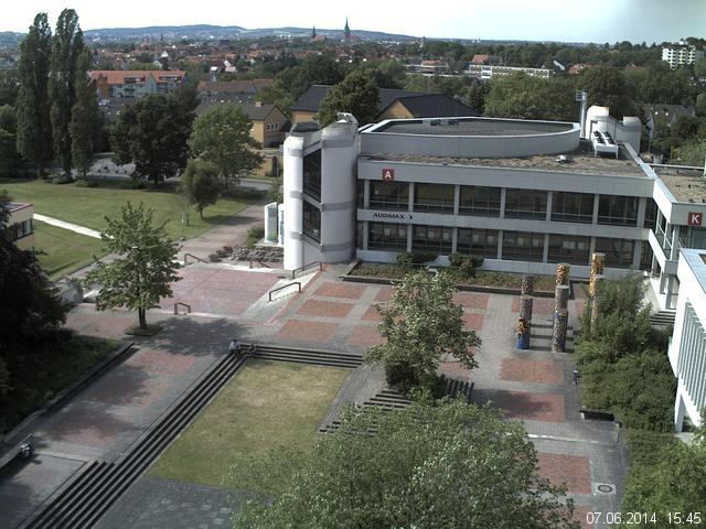 Foto der Webcam: Verwaltungsgeb&auml;ude, Innenhof mit Audimax, H&ouml;rsaal-Geb&auml;ude 1