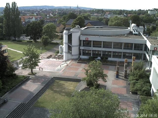 Foto der Webcam: Verwaltungsgeb&auml;ude, Innenhof mit Audimax, H&ouml;rsaal-Geb&auml;ude 1
