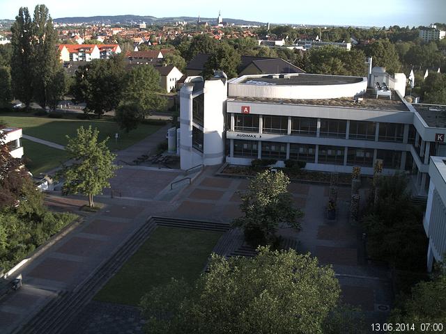 Foto der Webcam: Verwaltungsgeb&auml;ude, Innenhof mit Audimax, H&ouml;rsaal-Geb&auml;ude 1