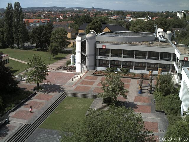 Foto der Webcam: Verwaltungsgeb&auml;ude, Innenhof mit Audimax, H&ouml;rsaal-Geb&auml;ude 1