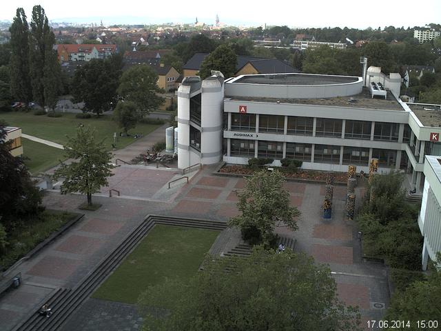 Foto der Webcam: Verwaltungsgeb&auml;ude, Innenhof mit Audimax, H&ouml;rsaal-Geb&auml;ude 1