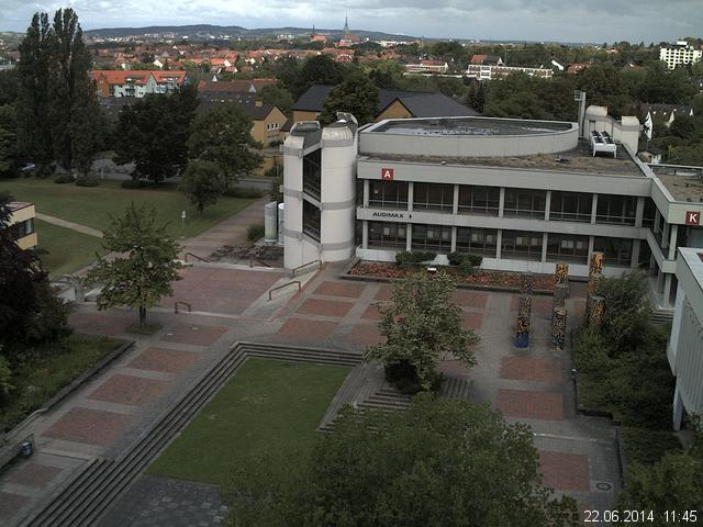 Foto der Webcam: Verwaltungsgeb&auml;ude, Innenhof mit Audimax, H&ouml;rsaal-Geb&auml;ude 1