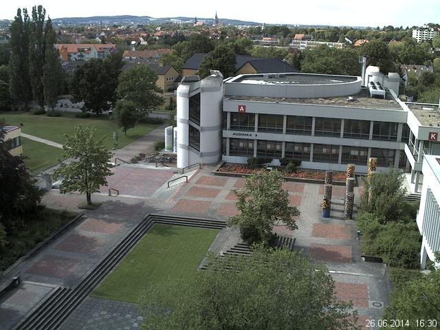 Foto der Webcam: Verwaltungsgeb&auml;ude, Innenhof mit Audimax, H&ouml;rsaal-Geb&auml;ude 1