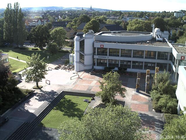 Foto der Webcam: Verwaltungsgeb&auml;ude, Innenhof mit Audimax, H&ouml;rsaal-Geb&auml;ude 1