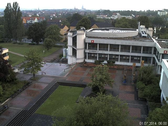 Foto der Webcam: Verwaltungsgeb&auml;ude, Innenhof mit Audimax, H&ouml;rsaal-Geb&auml;ude 1