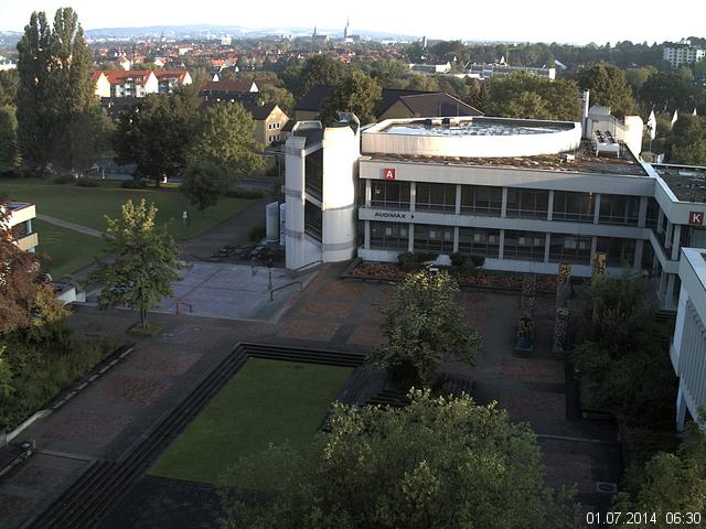 Foto der Webcam: Verwaltungsgeb&auml;ude, Innenhof mit Audimax, H&ouml;rsaal-Geb&auml;ude 1