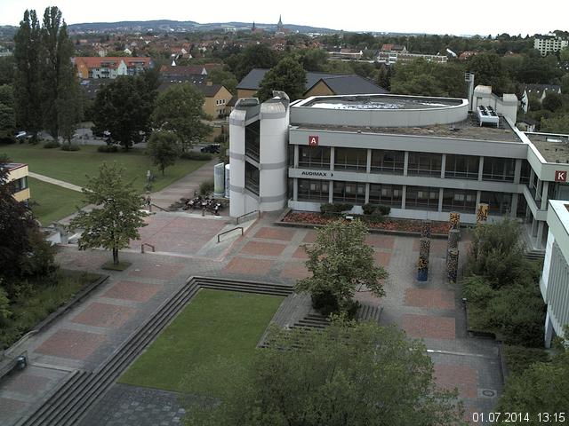Foto der Webcam: Verwaltungsgeb&auml;ude, Innenhof mit Audimax, H&ouml;rsaal-Geb&auml;ude 1