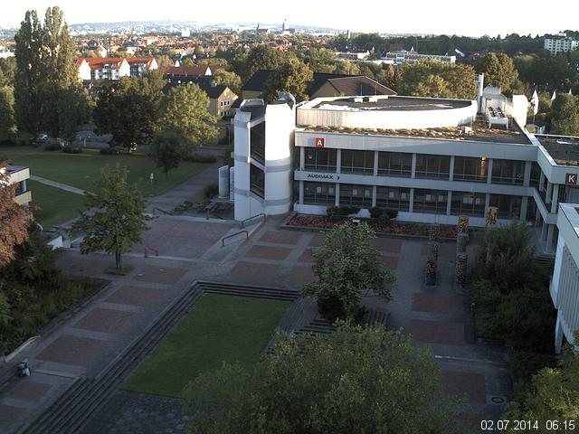 Foto der Webcam: Verwaltungsgeb&auml;ude, Innenhof mit Audimax, H&ouml;rsaal-Geb&auml;ude 1