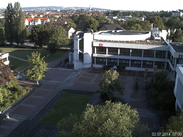 Foto der Webcam: Verwaltungsgeb&auml;ude, Innenhof mit Audimax, H&ouml;rsaal-Geb&auml;ude 1
