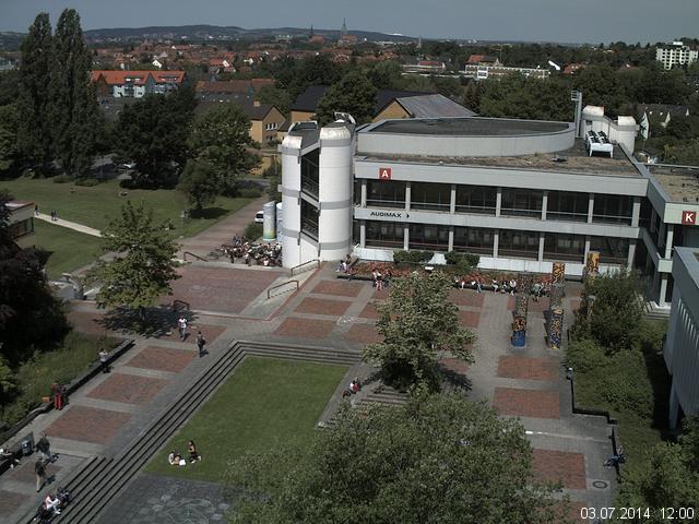 Foto der Webcam: Verwaltungsgeb&auml;ude, Innenhof mit Audimax, H&ouml;rsaal-Geb&auml;ude 1