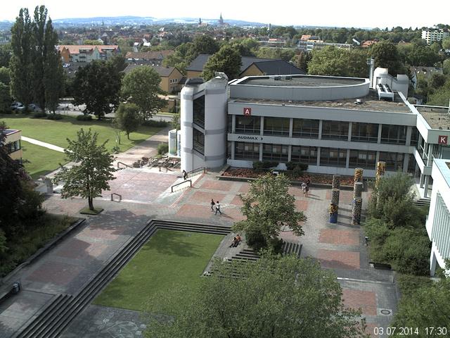 Foto der Webcam: Verwaltungsgeb&auml;ude, Innenhof mit Audimax, H&ouml;rsaal-Geb&auml;ude 1