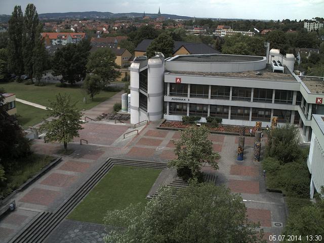 Foto der Webcam: Verwaltungsgeb&auml;ude, Innenhof mit Audimax, H&ouml;rsaal-Geb&auml;ude 1