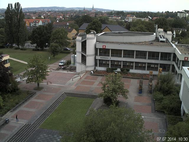 Foto der Webcam: Verwaltungsgeb&auml;ude, Innenhof mit Audimax, H&ouml;rsaal-Geb&auml;ude 1