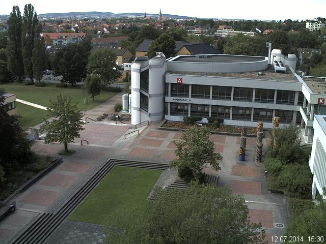 Foto der Webcam: Verwaltungsgeb&auml;ude, Innenhof mit Audimax, H&ouml;rsaal-Geb&auml;ude 1