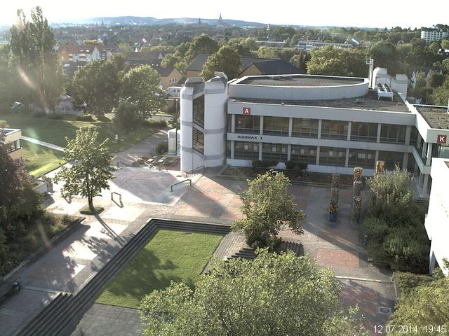 Foto der Webcam: Verwaltungsgeb&auml;ude, Innenhof mit Audimax, H&ouml;rsaal-Geb&auml;ude 1