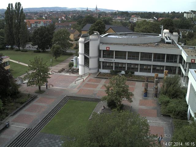 Foto der Webcam: Verwaltungsgeb&auml;ude, Innenhof mit Audimax, H&ouml;rsaal-Geb&auml;ude 1