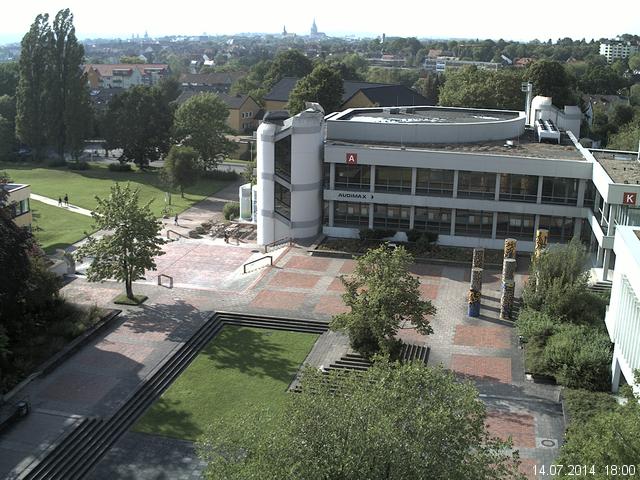 Foto der Webcam: Verwaltungsgeb&auml;ude, Innenhof mit Audimax, H&ouml;rsaal-Geb&auml;ude 1