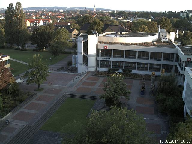 Foto der Webcam: Verwaltungsgeb&auml;ude, Innenhof mit Audimax, H&ouml;rsaal-Geb&auml;ude 1