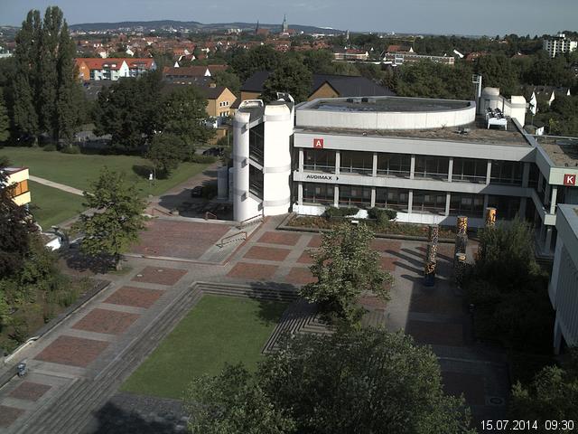 Foto der Webcam: Verwaltungsgeb&auml;ude, Innenhof mit Audimax, H&ouml;rsaal-Geb&auml;ude 1