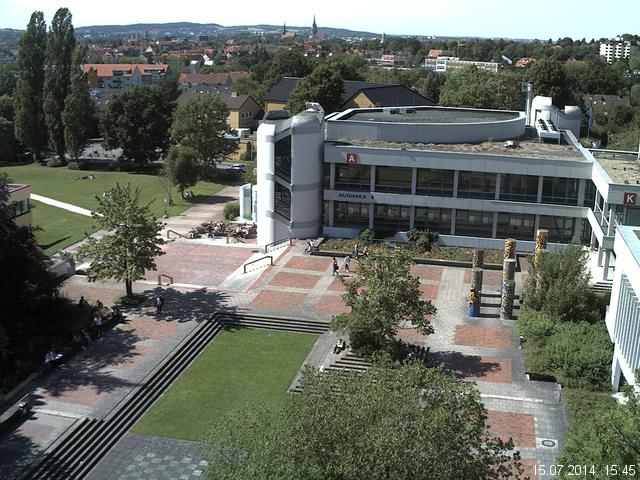 Foto der Webcam: Verwaltungsgeb&auml;ude, Innenhof mit Audimax, H&ouml;rsaal-Geb&auml;ude 1