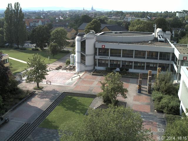 Foto der Webcam: Verwaltungsgeb&auml;ude, Innenhof mit Audimax, H&ouml;rsaal-Geb&auml;ude 1