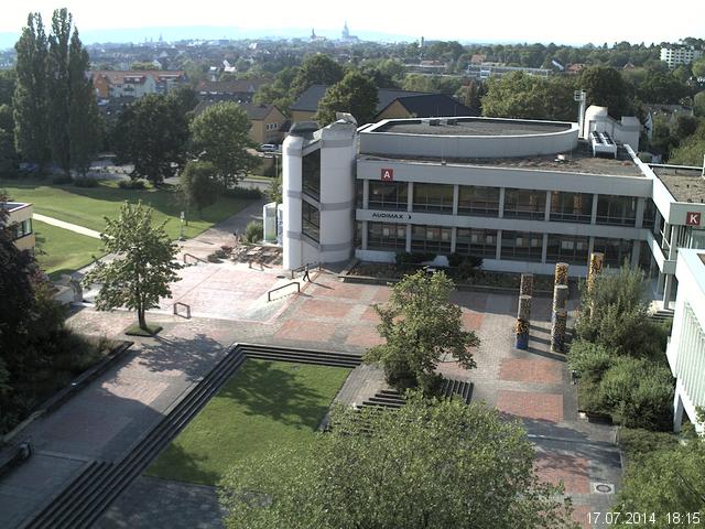 Foto der Webcam: Verwaltungsgeb&auml;ude, Innenhof mit Audimax, H&ouml;rsaal-Geb&auml;ude 1