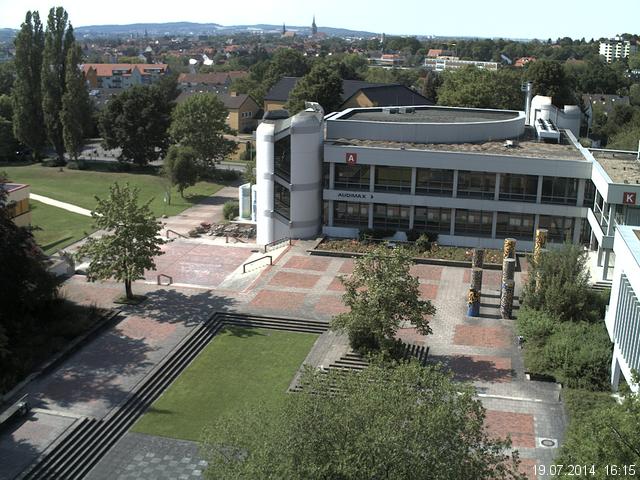 Foto der Webcam: Verwaltungsgeb&auml;ude, Innenhof mit Audimax, H&ouml;rsaal-Geb&auml;ude 1
