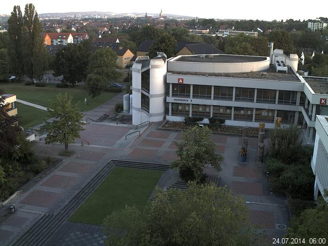 Foto der Webcam: Verwaltungsgeb&auml;ude, Innenhof mit Audimax, H&ouml;rsaal-Geb&auml;ude 1