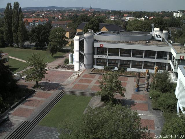 Foto der Webcam: Verwaltungsgeb&auml;ude, Innenhof mit Audimax, H&ouml;rsaal-Geb&auml;ude 1
