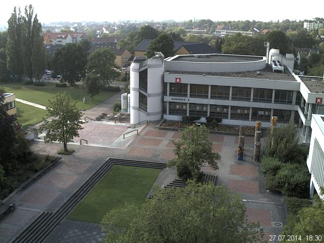 Foto der Webcam: Verwaltungsgeb&auml;ude, Innenhof mit Audimax, H&ouml;rsaal-Geb&auml;ude 1