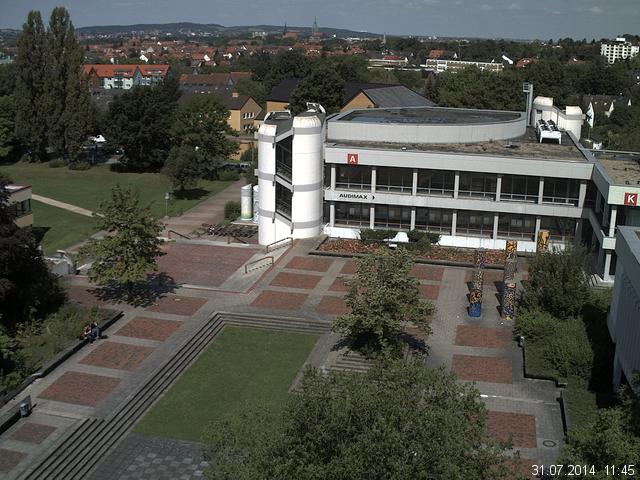 Foto der Webcam: Verwaltungsgeb&auml;ude, Innenhof mit Audimax, H&ouml;rsaal-Geb&auml;ude 1