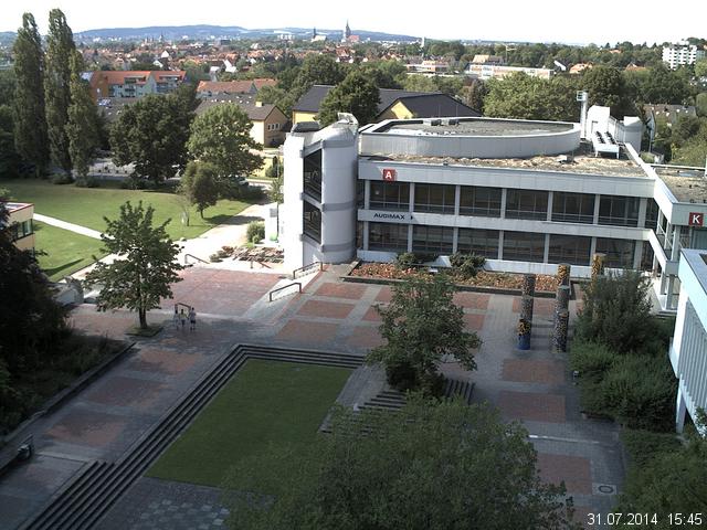 Foto der Webcam: Verwaltungsgeb&auml;ude, Innenhof mit Audimax, H&ouml;rsaal-Geb&auml;ude 1