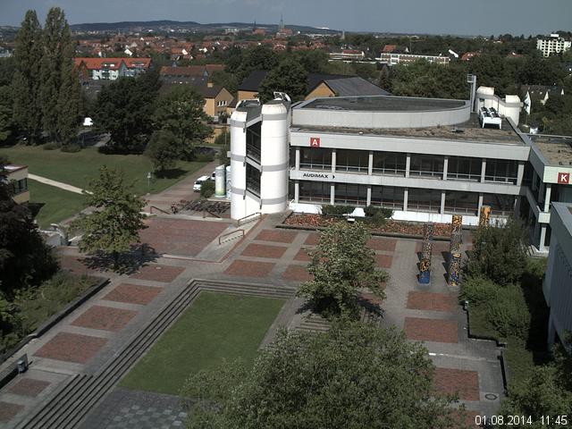 Foto der Webcam: Verwaltungsgeb&auml;ude, Innenhof mit Audimax, H&ouml;rsaal-Geb&auml;ude 1