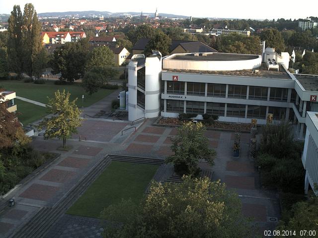 Foto der Webcam: Verwaltungsgeb&auml;ude, Innenhof mit Audimax, H&ouml;rsaal-Geb&auml;ude 1