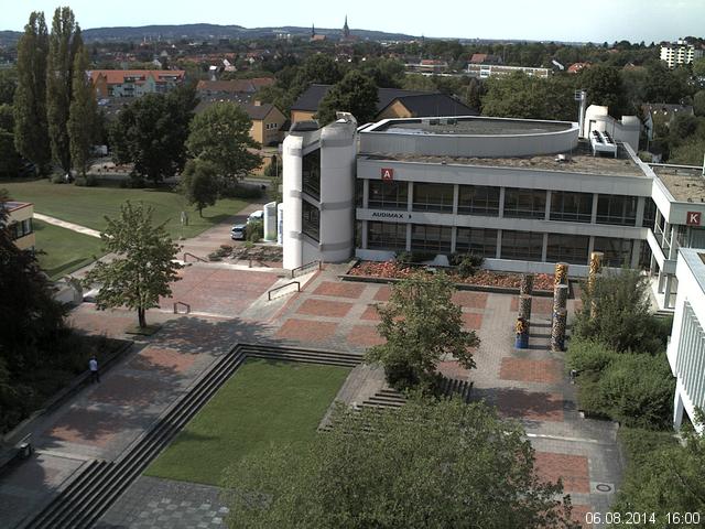 Foto der Webcam: Verwaltungsgeb&auml;ude, Innenhof mit Audimax, H&ouml;rsaal-Geb&auml;ude 1