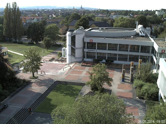 Foto der Webcam: Verwaltungsgeb&auml;ude, Innenhof mit Audimax, H&ouml;rsaal-Geb&auml;ude 1