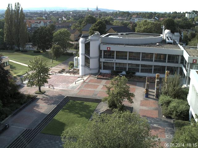 Foto der Webcam: Verwaltungsgeb&auml;ude, Innenhof mit Audimax, H&ouml;rsaal-Geb&auml;ude 1